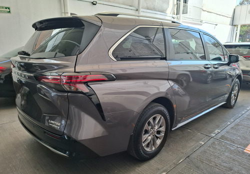 Toyota Sienna 2.5 Limited At hibrida