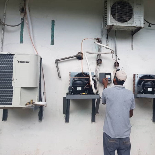 Imagen 5 de 8 de Mantenimiento/reparación/instalación De A/a Y Refrigeración