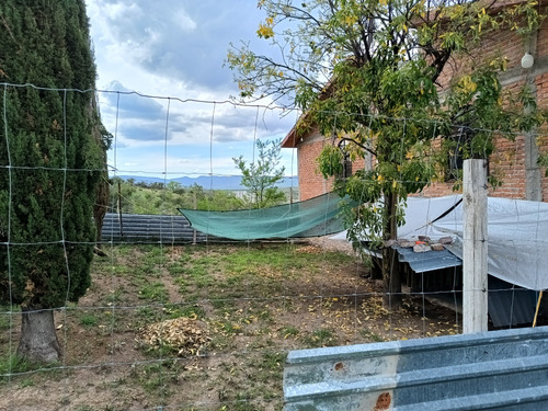 En Venta Terreno De 10,320.51 M2 Con Casa E Instalaciones Al Pie Del Cerro Del Picacho