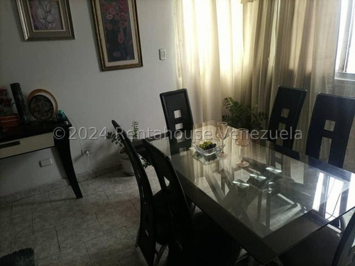 Bray Montoya Vende Apartamento En Excelente Zona Del Oeste De Barquisimeto Cómodo Seguro Cerca De Todo Visítalo 2#5#3#3#3#6 Bray Montoya