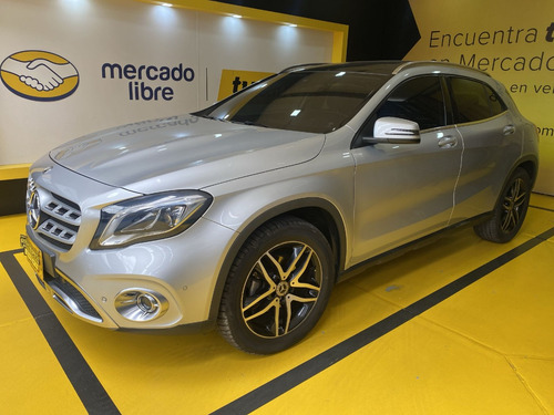 Imagen 3 de 25 de Mercedes Benz Clase Gla 200 Urban 1.6