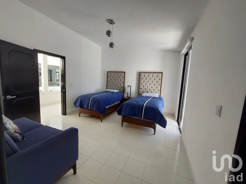 Venta Casa 5 Ambientes Jurica