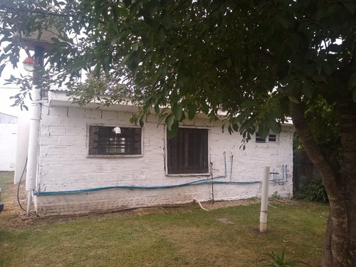 Imagen 8 de 8 de Vendo Casa 2 Y1/2 Amb Gge 3 Galpon Pque 400m2 Oportunidad