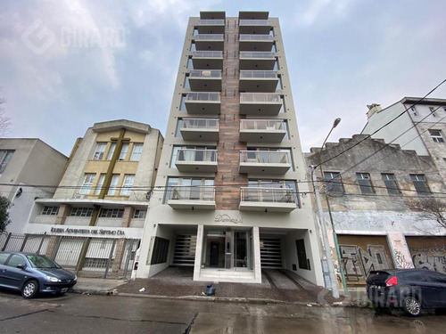 Departamento En Venta De 3 Amb A Estrenar Con Cochera, Zona Plaza Mitre.
