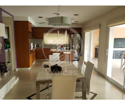 Imagen 5 de 17 de Hermosa Casa Estilo Francés En Boca Raton Country Club