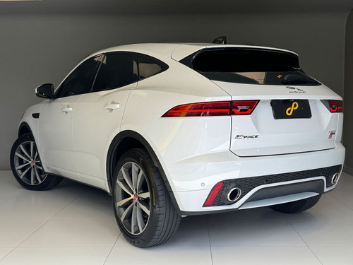 Jaguar E-Pace R-Dynamic SE 2.0 AWD 300cv Aut.