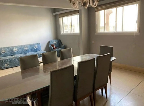 Imagen 3 de 10 de Apartamento En Venta - 2 Dormitorios - 1 Baño - Garaje - Av. Millan - Prado