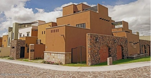 Imagen 9 de 14 de Casa En Venta Lomas Del Marqués 3 Habitaciones Jrh