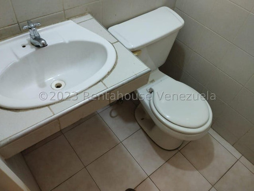 Naudy Escalona Alquila Espectacular Edificio Comercial En Zona Centro De Barquisimeto
