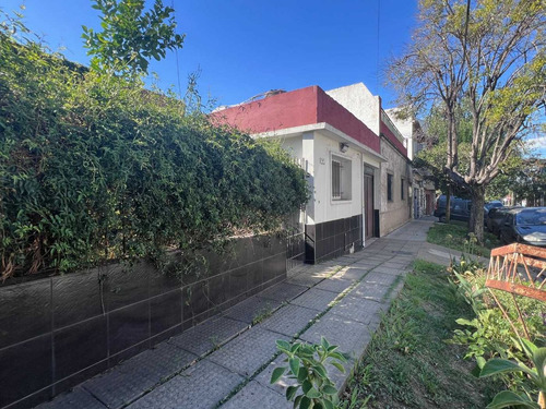 Venta Casa 3 Amb - Cochera Quincho Jardin. Palomar