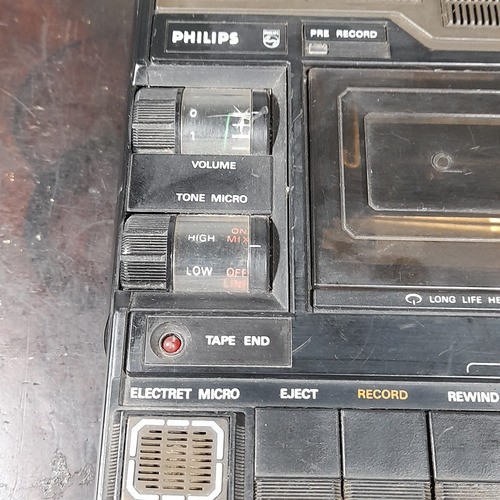 Imagem 3 de 10 de Gravador Toca Fita Philips N2214 Liga Mas Não Gira A Fita.