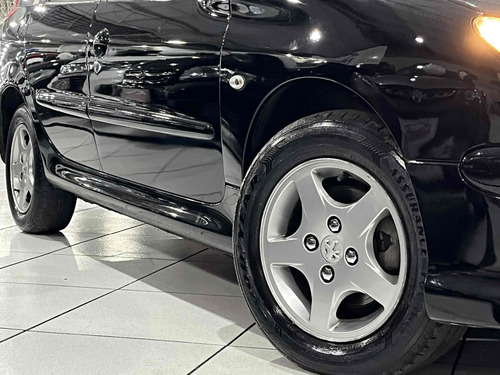 Peugeot 206 1.6 FELINE SW 16V FLEX 4P AUTOMÁTICO