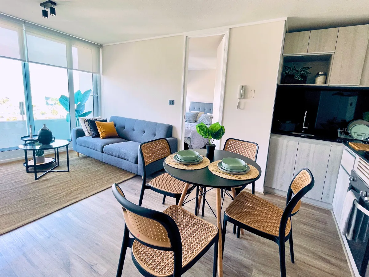 Imagen 2 de 21 de Venta De Departamento En La Florida. 2 Dormitorios, 2 Baños.