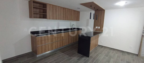 Departamento En Venta, Calzada De Tlalpan, Portales Sur, Benito Juárez, Cdmx.