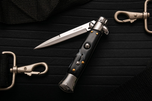 Navaja Estilete Con Boton Automático Cuchillo Acero Razor Negro Y Plateado