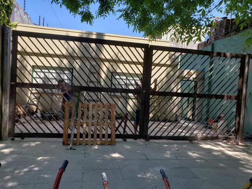 Imagen 2 de 10 de Picapedrero Bajada De Cordon Y Veredas - Refacciones Gral