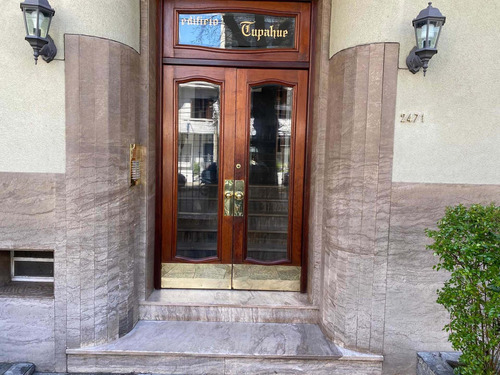 Imagen 1 de 14 de Se Vende Apto Pocitos Un Dormitorio 2 Patios
