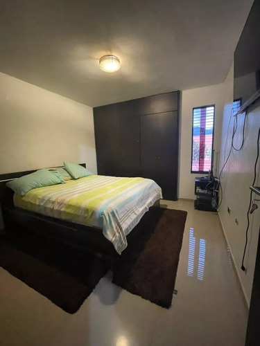 Glorimar Bracho Vende Townhouse En Conjunto Residencial Manantial Dorado