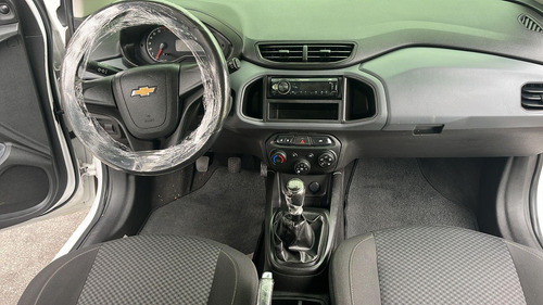 Chevrolet Onix Hatch Joy 1.0 8v Flex 5p Mec.