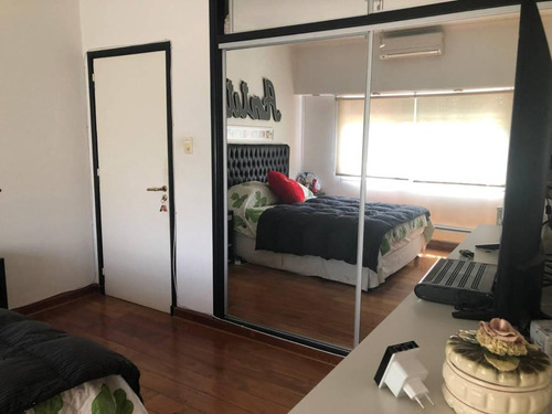 Venta Casa Chalet 6 Ambientes 5 Dormitorios Jardin Piscina Barrio Parque Vicente Lopez Villa Martelli