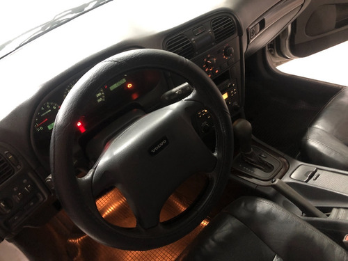 Imagen 12 de 12 de Volvo V40 2.0 At 2001