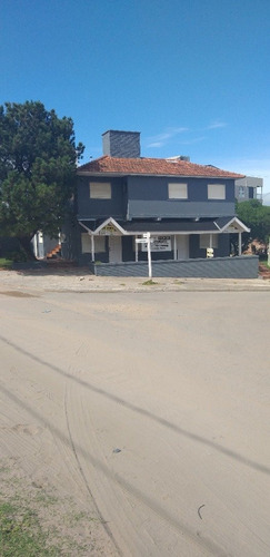 8 Departamentos A Metros Del Mar. Financiados !