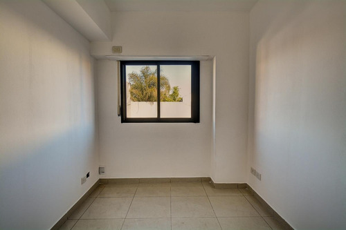 Imagen 7 de 15 de Venta / Departamento 2 Ambientes / Cochera / Lomas Del Mirador