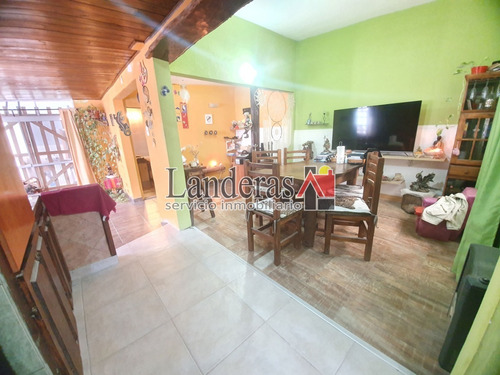 Imagen 11 de 30 de Venta En Block - Casa 3 Amb. + Dúplex 3 Amb. - Todos Los Servicios Conectados