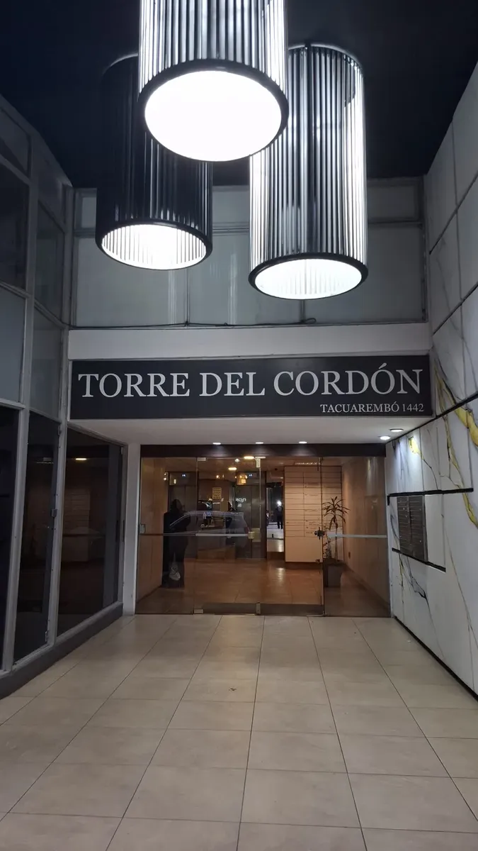 Alquilo Impecable Monoambiente Con Recibidor En Cordón A Metros De 18 De Julio. Inmobiliaria · Foto 3