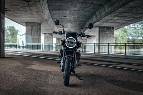 Tienda Oficial Husqvarna: Svartpilen 401 Ng