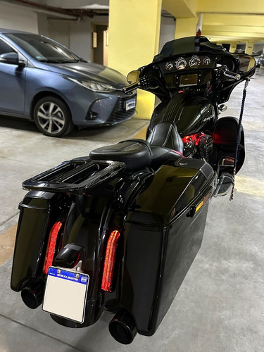 Harley Davidson Street Glide Cvo