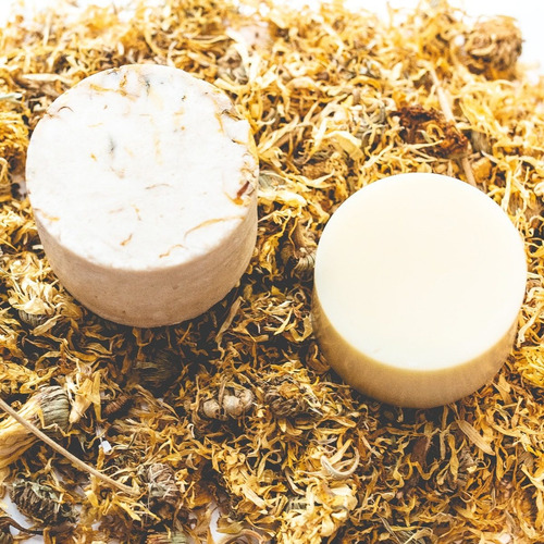 Imagen 7 de 10 de Shampoo Sólido De Caléndula Para Cabello Mixto 110grs