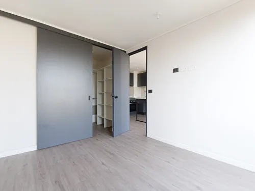 Edificio Rosas (1 Est. 1 Bod.) Vista Poniente Piso 5