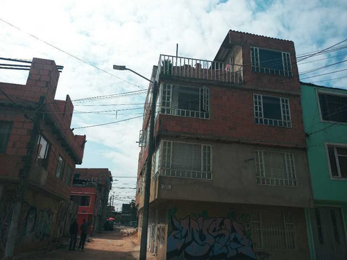 Imagen 20 de 20 de Venta De Casa Esquinera Rentable Cerca Al Parque Bella Vista Kennedy