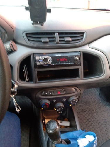Imagem 14 de 15 de Chevrolet Onix 2018 1.0 Joy 5p