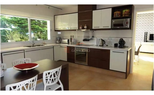 Casa En Venta Y Alquiler En Punta Del Este, Próximo A Shopping