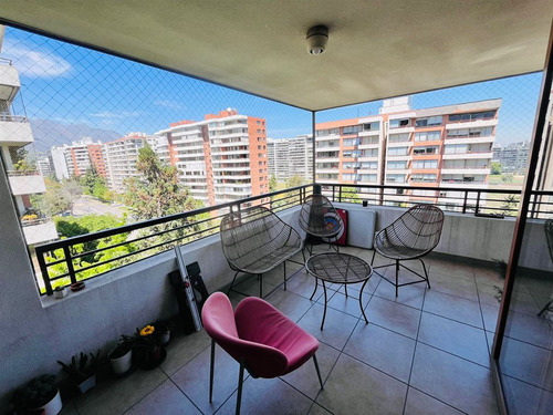 Departamento En Venta De 4 Dormitorios En Las Condes