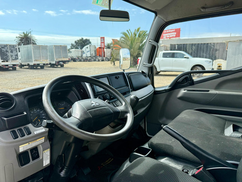 2022 Camión Mitsubishi Fuso Canter 613 Con Furgón Frigo
