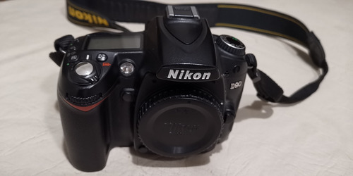 Nikon D90 Dslr Solobody. Impecable Estado. Incl. 2 Baterias Negro (Usado)