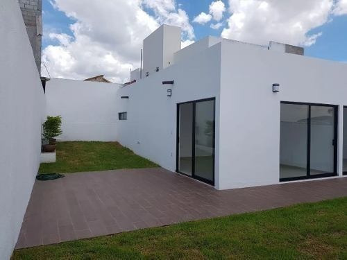 Imagen 4 de 14 de Preciosa Residencia En Renta - Villas Del Mesón, Una Planta