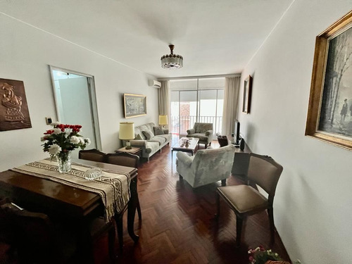 Venta Apartamento 2 Dormitorios Y Serv. Pocitos