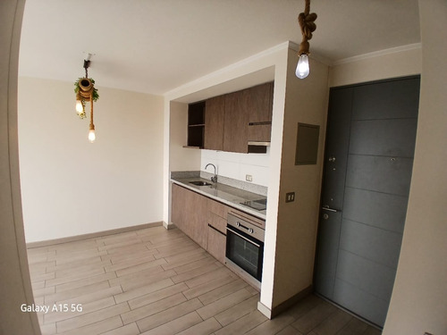 Arriendo Dpto 2 Dormitorios 1b Promocion / Metro Lo Ovalle