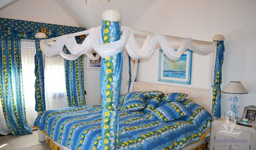 Espectacular Residencia A Pasos Del Mar - Ref: 30661
