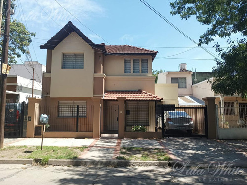 Venta - Casa En Monte Grande