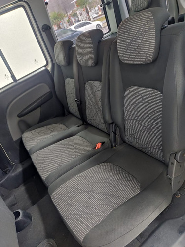 Imagem 13 de 13 de Fiat Doblo Essence