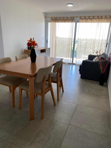 Departamento  2 Amb Con Terraza Privada Y Cochera