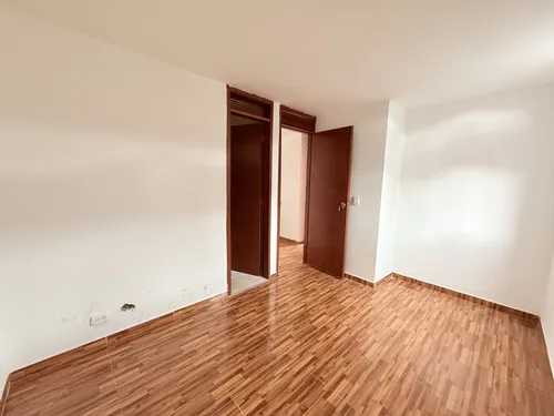 Apartamento En Venta En Alcaparros. Cod V2106