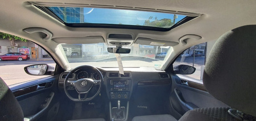 Imagen 8 de 12 de Volkswagen Vento 1.4 Comfortline Dsg 2017 Ft