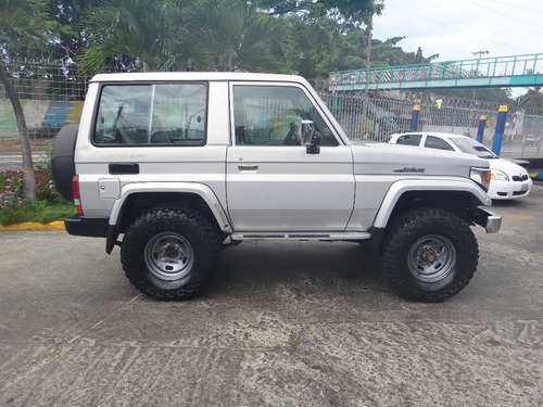 Imagen 8 de 14 de Toyota Macho Lx Sincronico 4x4