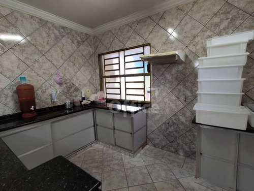 Imagem 6 de 28 de Casa Com 5 Quartos, Área Com Churrasqueira Nos Fundos, Ótima Oportunidade - Ca0705